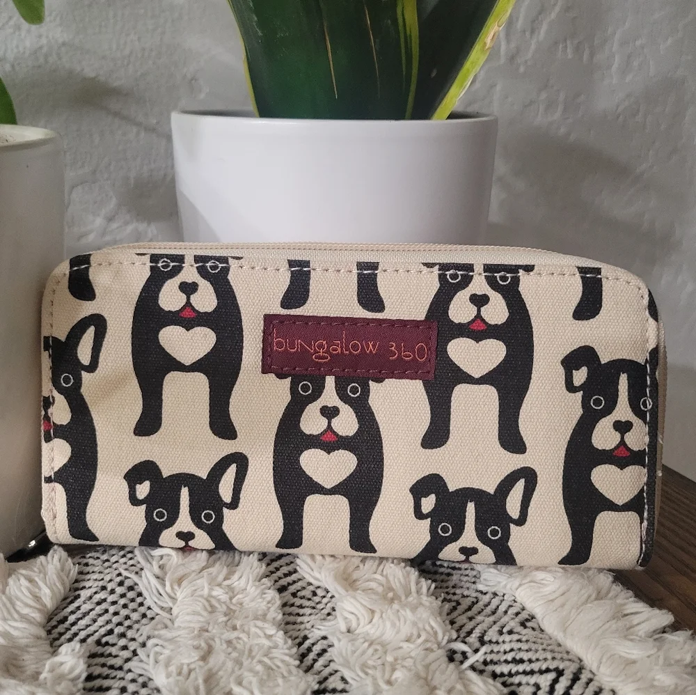 Wallet - Picture 1 of 2